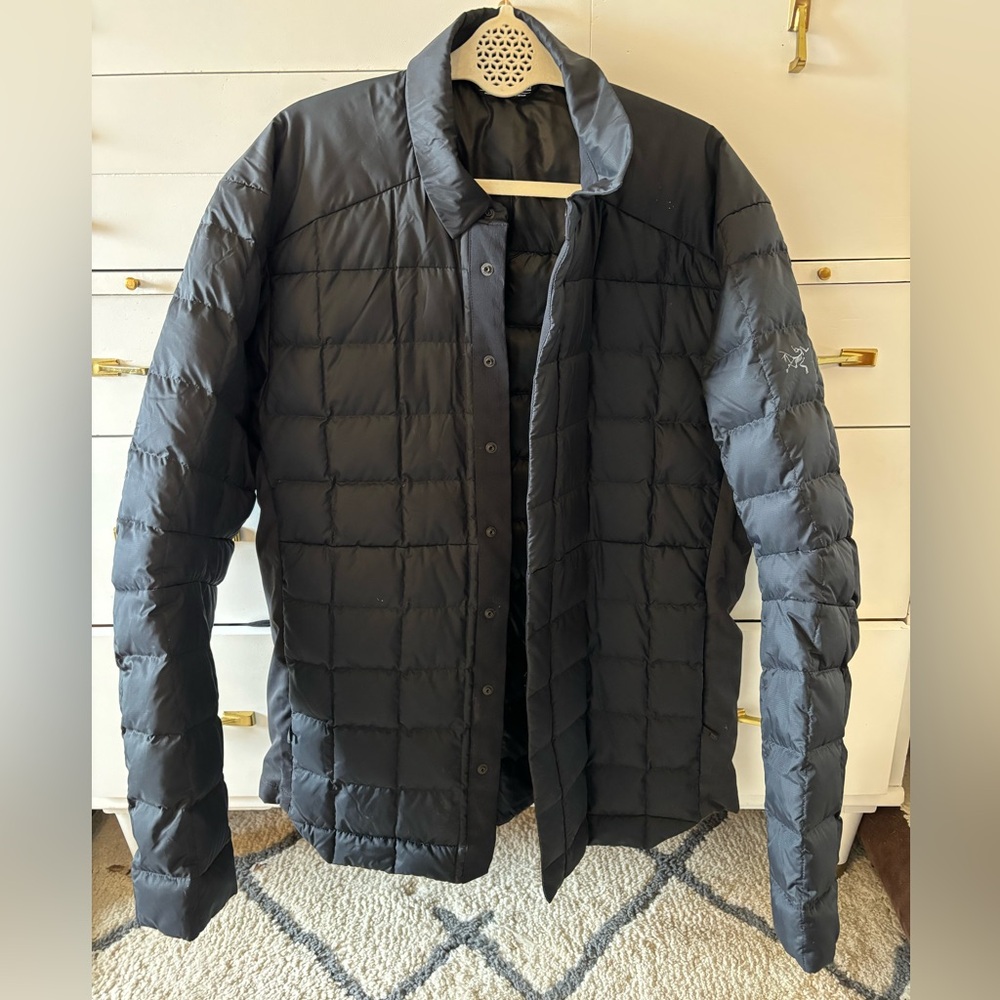 Arc’teryx Down Shirt Jacket - Black